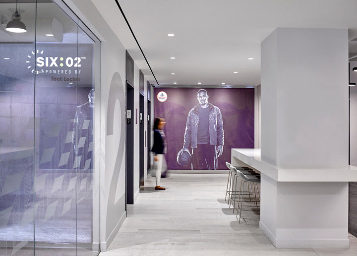 唯美工業風 美國零售商Foot Locker紐約總部設計欣賞