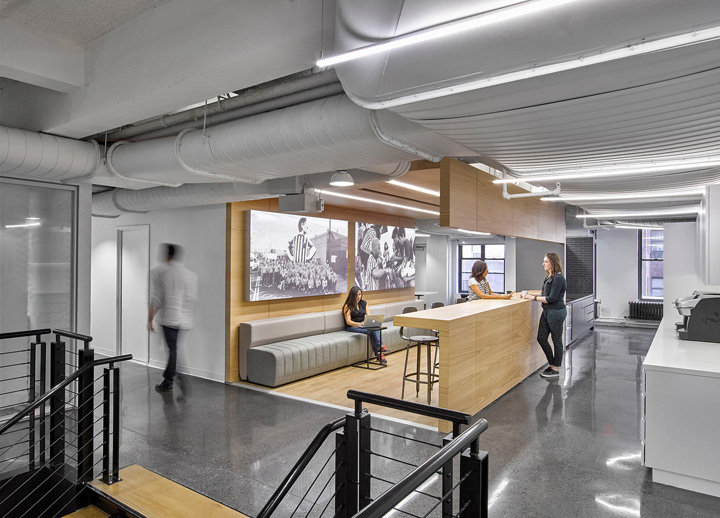 唯美工業風 美國零售商Foot Locker紐約總部設計欣賞