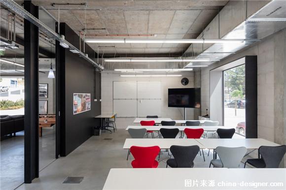 葡萄牙Outsystems辦公室設計-5.jpg 葡萄牙Outsystems辦公室設計-5.jpg