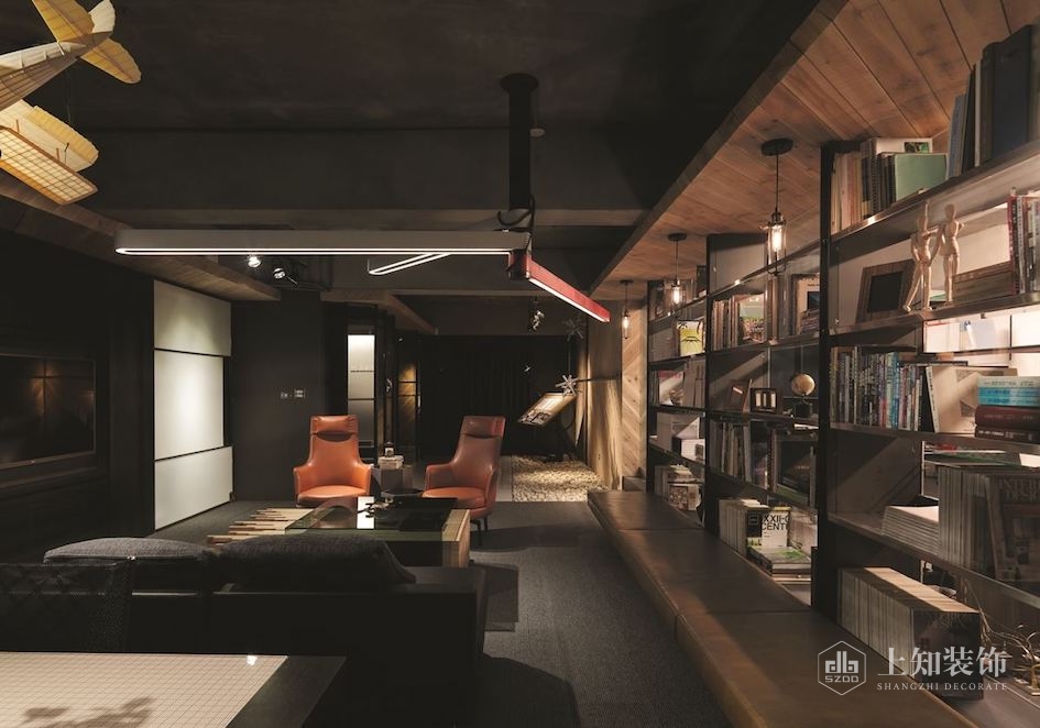 這個辦公室設(shè)計承載著20年的光輝歲月,工業(yè)感很強的辦公室設(shè)計-1.jpg 這個辦公室設(shè)計承載著20年的光輝歲月,工業(yè)感很強的辦公室設(shè)計-1.jpg